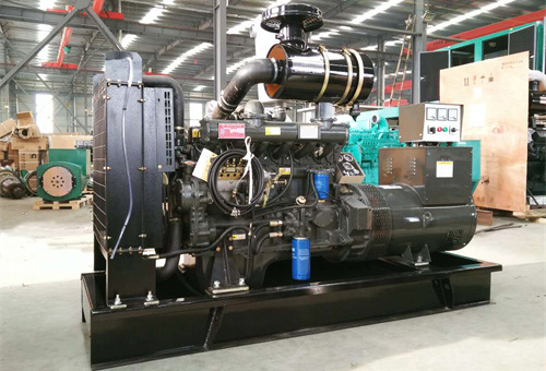 慶祝一臺150千瓦濰柴柴油發(fā)電機組成功出廠發(fā)往郎澤縣